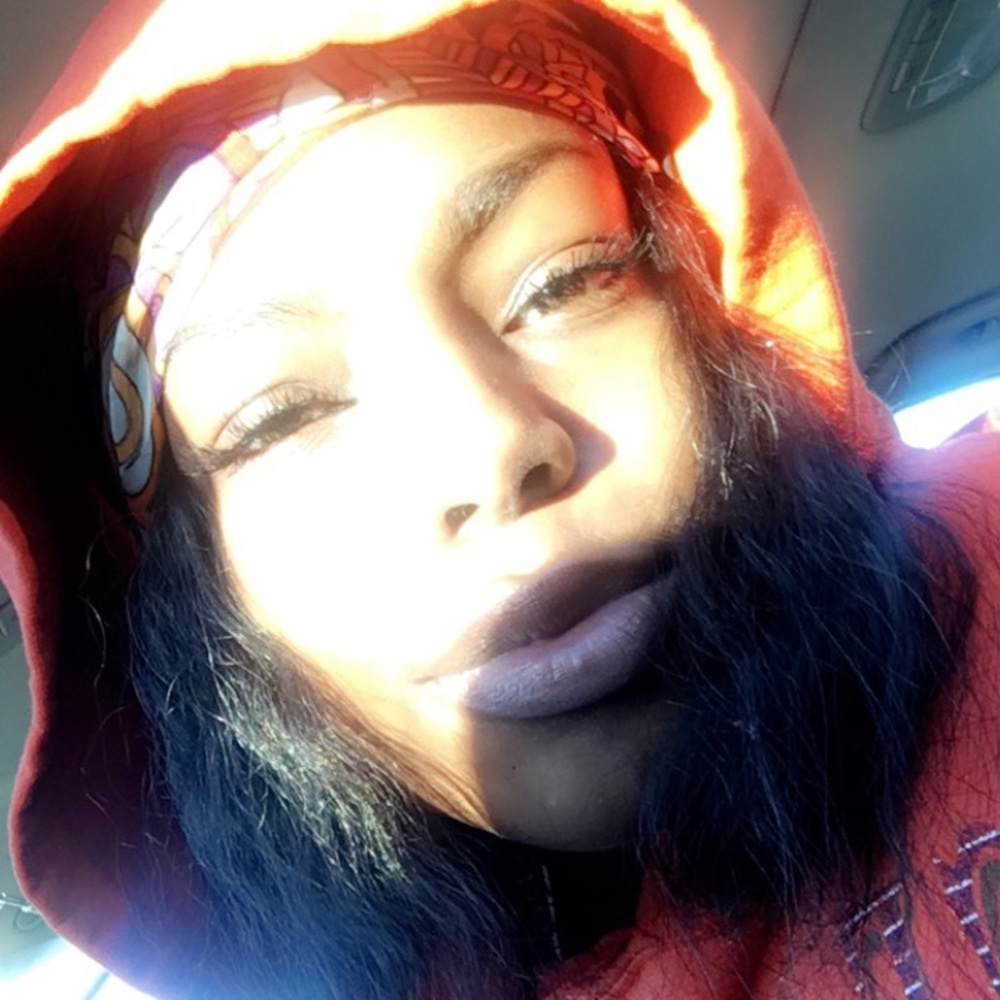 Meet your Posher, Malayaia